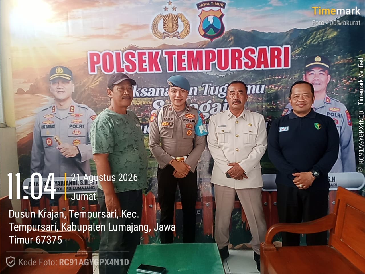 Jaga Kebugaran Personel, Tim Dokpol RS Bhayangkara Lumajang Gelar Keslap Rutin di 6 Polsek Jajaran