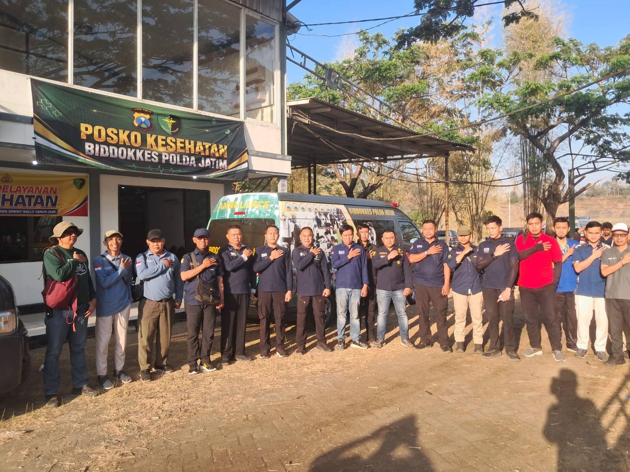 Dukung Kejurnas Bhayangkara Sprint Rally 2026, Tim Dokpol RS Bhayangkara Lumajang Gelar Layanan Mini ICU Statis di Pasuruan
