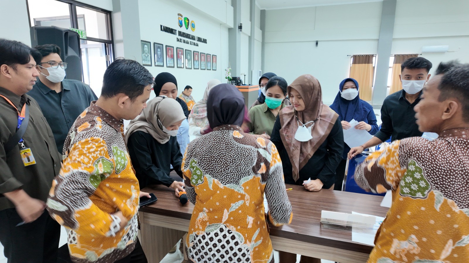 GIAT PEMERIKSAAN KESEHATAN PESERTA PROGRAM INTERNSHIPRS BHAYANGKARA LUMAJANG