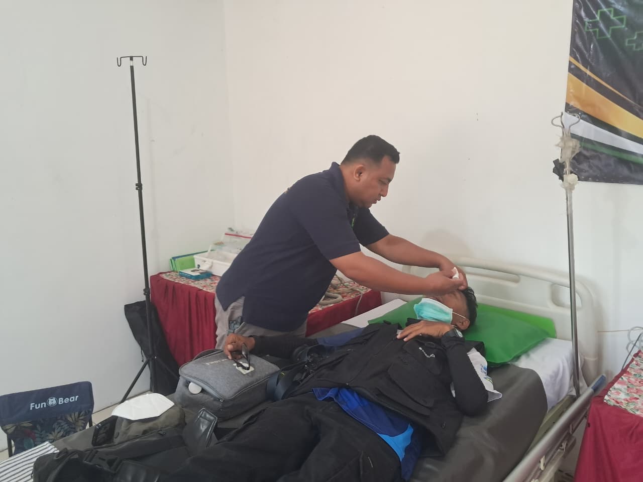 Dukung Kejurnas Bhayangkara Sprint Rally 2026, Tim Dokpol RS Bhayangkara Lumajang Gelar Layanan Mini ICU Statis